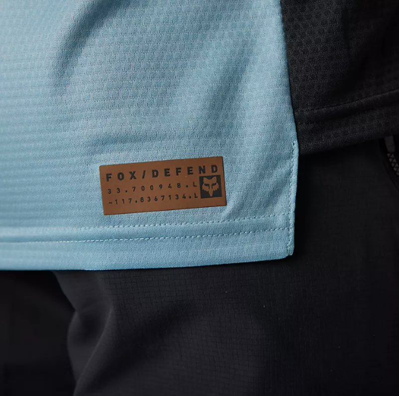 Fox Racing Defend Short Sleeve Jersey in Gunmetal -3